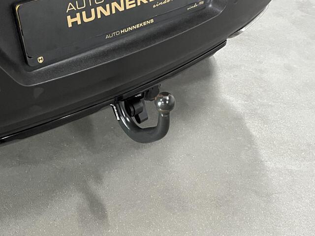 Volvo XC40 1.5 T3 R-Design Trekhaak | Cruise control | Achteruitrij camera | Stoelverwarming | Carplay