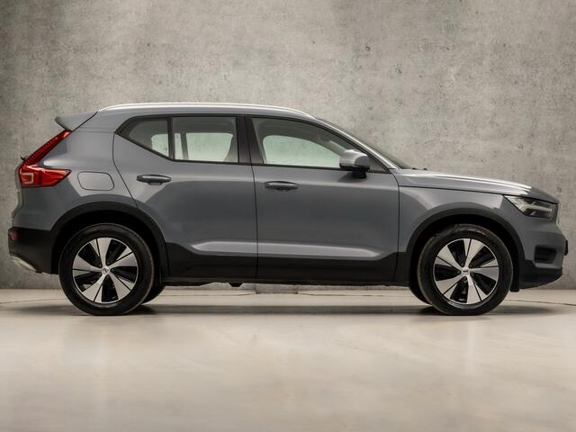 Volvo XC40 1.5 T5 Twin Engine Inscription 262Pk Automaat (APPLE CARPLAY, GROOT NAVI, LEDER, STOELVERWARMING, SPORTSTOELEN, ADAPTIVE CRUISE, ELEK ACHTERKLEP, NIEUWSTAAT)