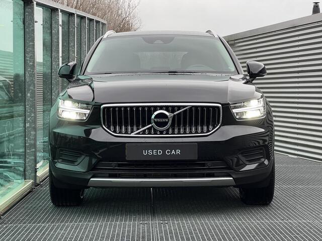 Volvo XC40 1.5 T5 Twin Engine Inscription lederen bekleding, Verwarmde stoelen, Panorama dak, Parkeer Camera, Apple Car Play-Android auto, Trekhaak semi elektrisch