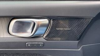 volvo-xc40-1.5-t5-recharge-inscript