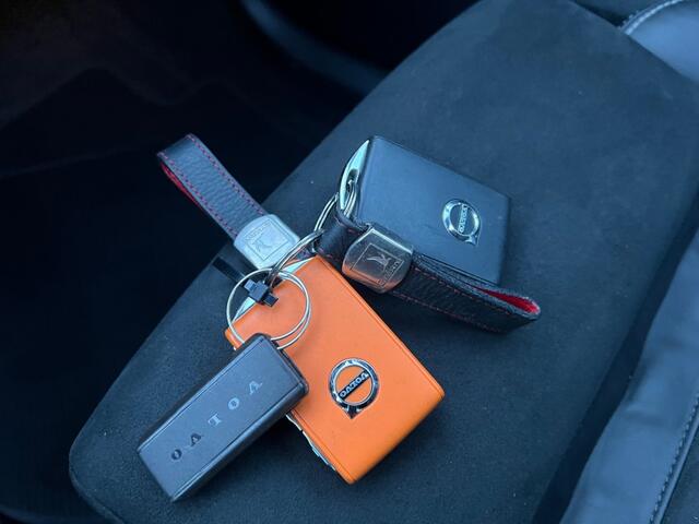 Volvo XC40 RECHARGE PRO