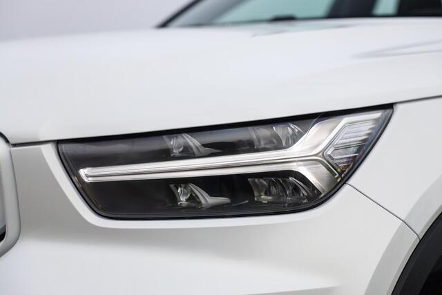 Volvo XC40 Recharge P8 AWD 408 PK R-Design ? Warmtepomp ? Leder ? Trekhaak