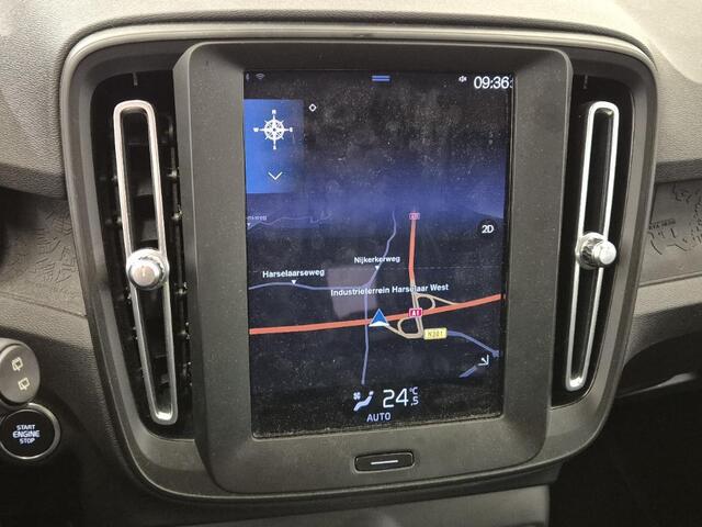 Volvo XC40 1.5 T2 Momentum Core | Cruise Control | Navigatie | Apple CarPlay & Android Auto | Parkeersensoren Achter | DAB Radio |
