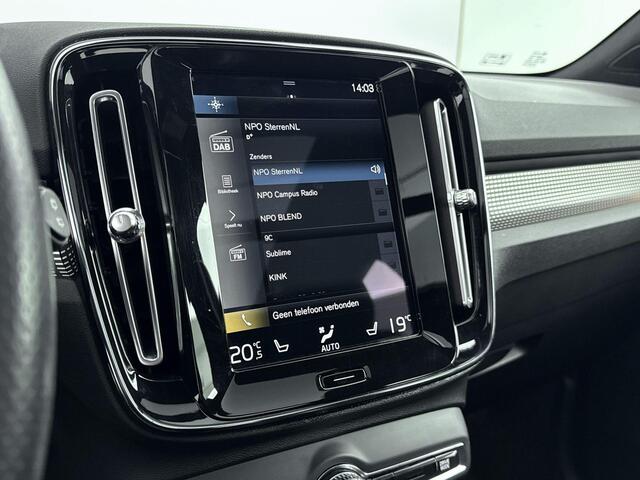 Volvo XC40 1.5 T5 Recharge R-Design Expression | Climate Pack | Cruise Control | Navigatie | Lichtmetalen velgen 18"| Panorama-Dak