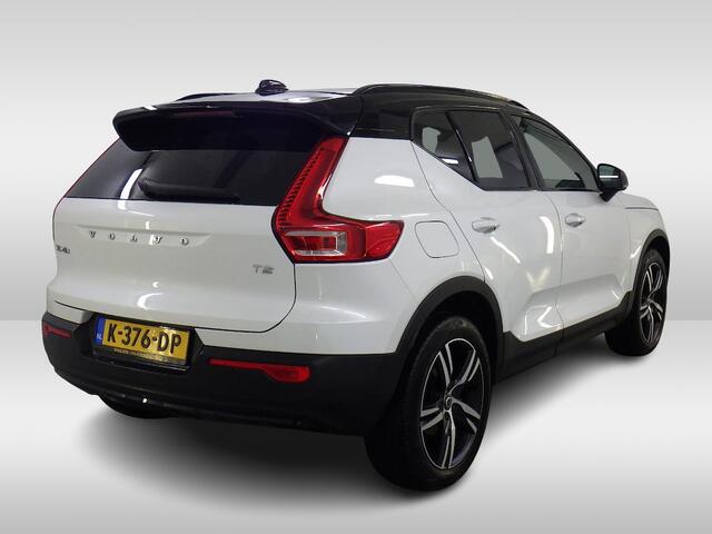Volvo XC40 1.5 T2 R-Design PANO | TREKH. | H-LEER | PILOT + ACC | BLIS + CTA