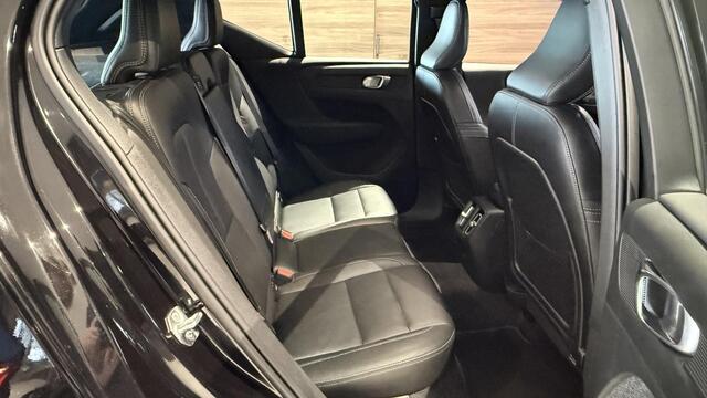 Volvo XC40 Recharge P8 AWD R-Design 408pk + MEMORY / CAMERA / STOEL+STUURVERWARMING