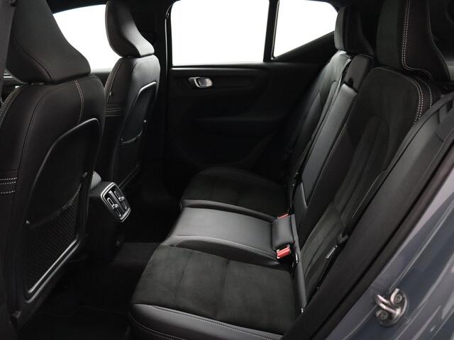 Volvo XC40 Recharge Pro Two Tone | SoH 93,7% | Panoramadak | Pilot Assist | 360° Camera!