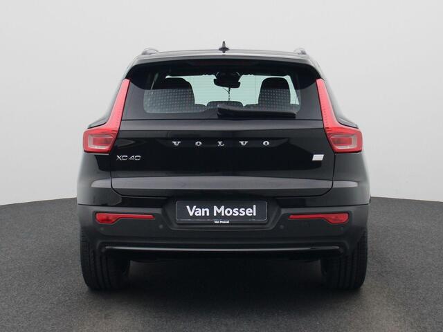 Volvo XC40 Recharge Core | Adaptieve Cruise Control | Google Maps Navigatie | 19 Inch Velgen |