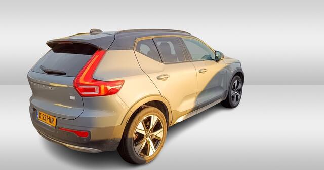 Volvo XC40 Recharge P8 AWD R-Design 3-Fase 1e-Eig. & Keurig-Onderh. BOVAG-Garantie. NL-Auto.