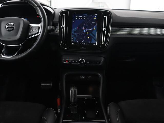 Volvo XC40 Recharge P8 AWD R Design | Stoel & stuurverwarming | Camera | Leder/Alcantara | Adaptive cruise | Keyless | Full LED | Navigatie | Harman/Kardon