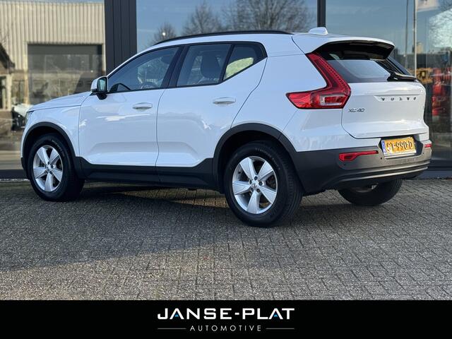Volvo XC40 2.0 T4 AUT Wegdraaibare trekhaak | Navi |
