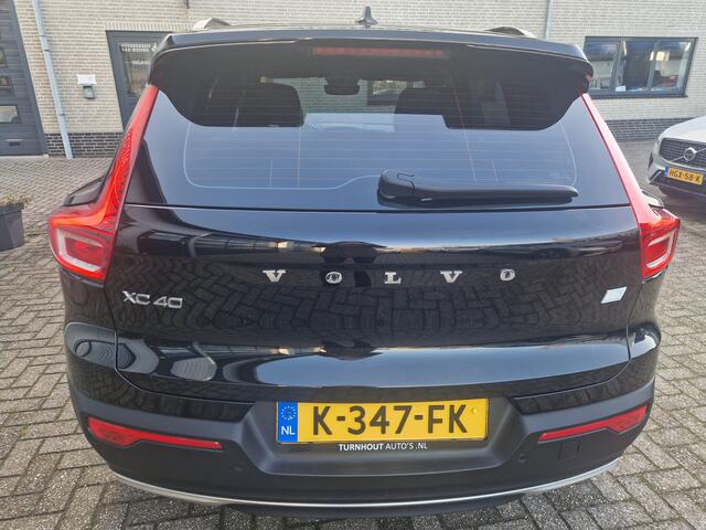 Volvo XC40 Recharge P8 AWD R-Design PACK LOUNGE 360 | Pano | Harman Kardon