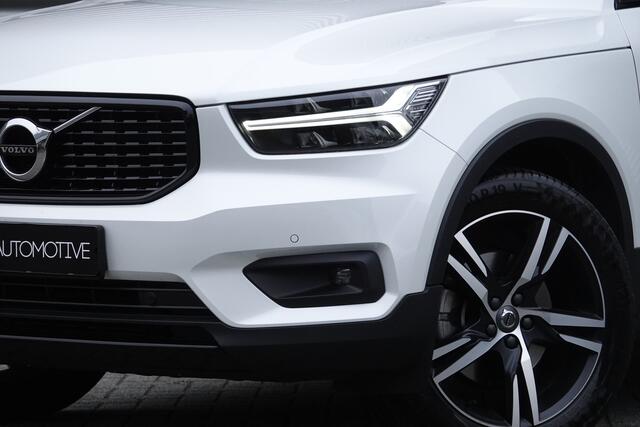Volvo XC40 2.0 T4 R-Design | Pano | Trekhaak | Memory | H&K | Camera | ACC |