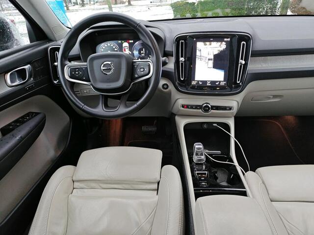 Volvo XC40 1.5 T5 Rech. Inscr. | Geen import | Trekhaak | Schuifdak | 360 C