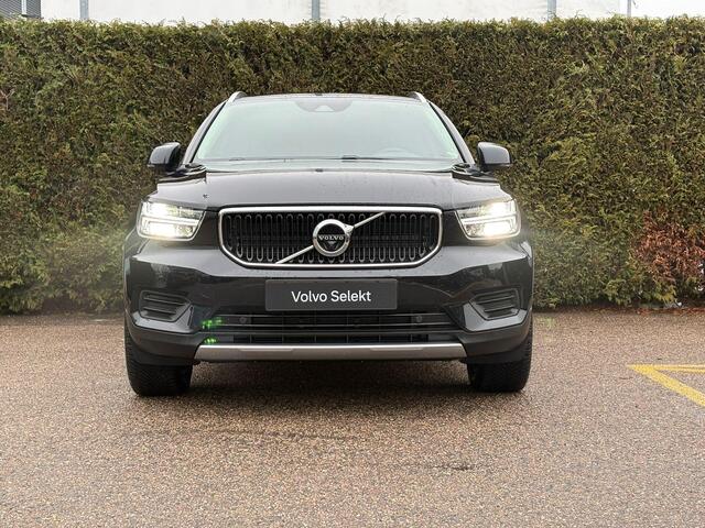 Volvo XC40 1.5 T2 Momentum Stoel/Stuurverwarming | Parkeersensoren Voor/Achter | Camera |