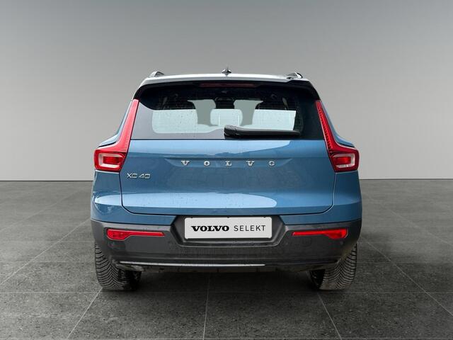 Volvo XC40 Single Motor Extended Range Plus 82 kWh | Stoelverwarming | Pilot Assist | achteruitrijcamera | Keyless Entry |