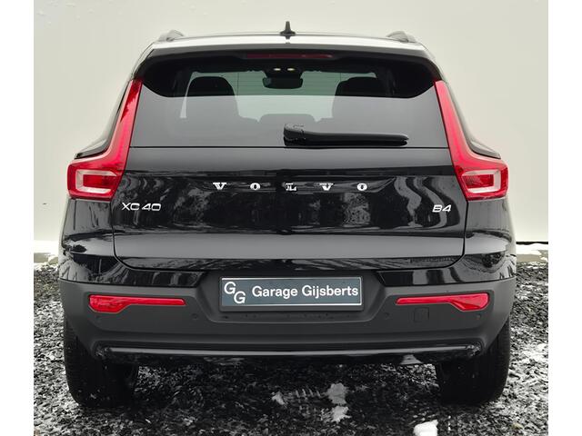 Volvo XC40 2.0 B4 Ultra Dark 19" Wielen - Panoramadak - Lighting - Harman Kardon Audio - 360 Cam - Climate - Privacy Glass - UD7000 Blond Lederen Interieur - Power Seats met memory