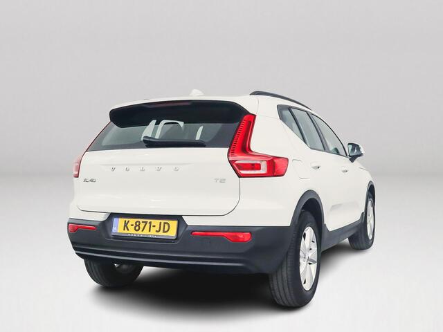 Volvo XC40 T2 Momentum Core | Park assist | Cruise control | Trekhaak