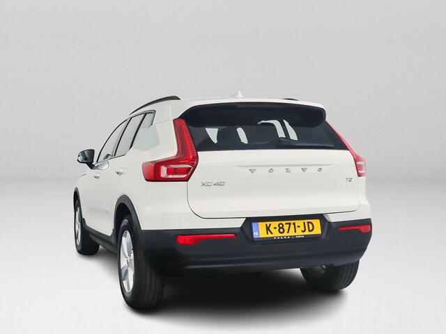 Volvo XC40 T2 Momentum Core | Park assist | Cruise control | Trekhaak