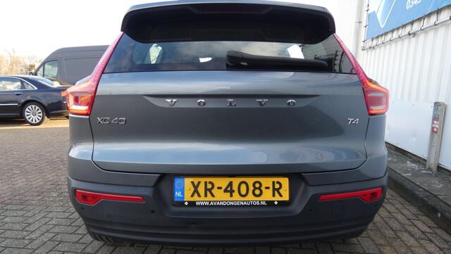 Volvo XC40 2.0 T4 MOMENTUM Automaat,Camera,PDC,Navi,Clima