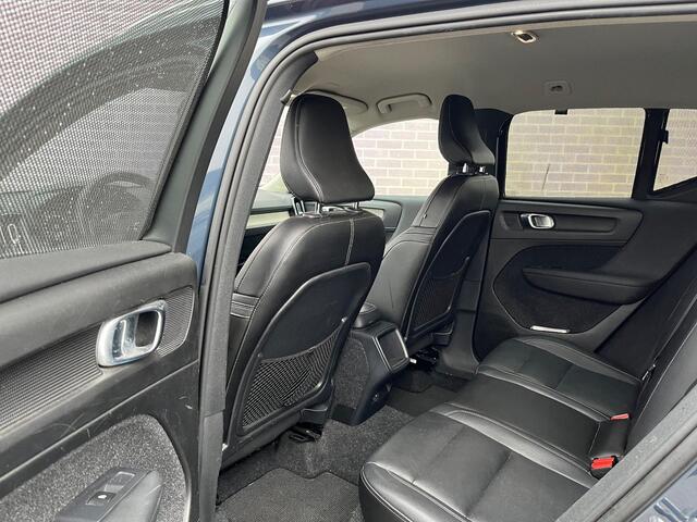 Volvo XC40 1.5 T3 Inscription | Navigatie | Apple Carplay | Android Auto | Trekhaak wegklapbaar | Achteruitrijcamera | Parkeersensoren | Lederen bekleding
