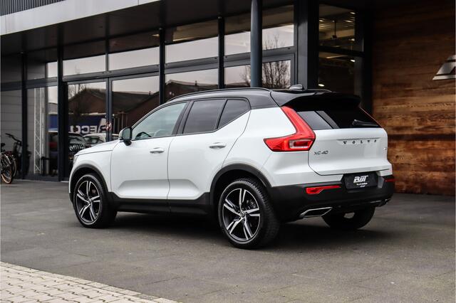 Volvo XC40 1.5 T3 R-Design **Lane assist/Resign lederen stoelen/Zwarte hemel/DAB**