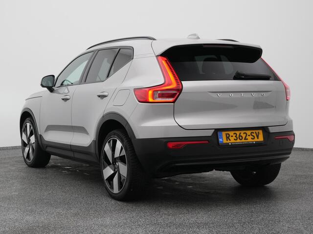 Volvo XC40 Recharge Plus 70 kWh | CAMERA | ADAPTIVE | KEYLESS | STOEL- EN STUURVERW.