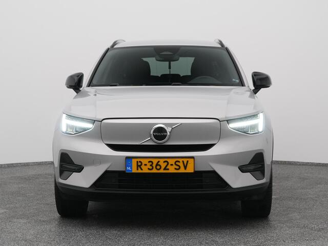 Volvo XC40 Recharge Plus 70 kWh | CAMERA | ADAPTIVE | KEYLESS | STOEL- EN STUURVERW.