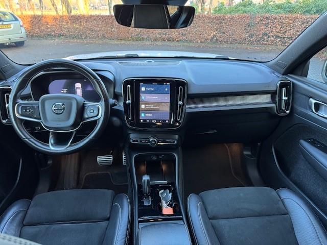 Volvo XC40 RECHARGE P8 AWD R-DESIGN WARMTEPOMP/HLEER/NAV/ACARPLAY/LED/FABRIEKSGARANTIE