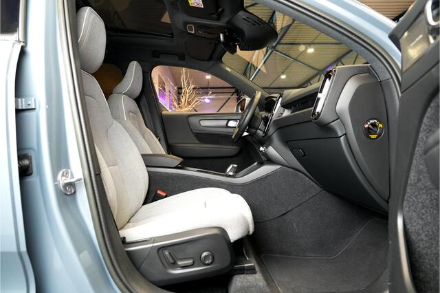 Volvo XC40 1.5 T4 155kW/211pk DCT7 Plug-in hybrid Ultimate Bright PANORAMADAK + HARMAN/KARDON + TAILORED WOOL INTERIEUR + ADAPT.CRUISE + MATRIX LED + LANE ASSIST + STOEL-&STUURVERWARMING + CAMERA + BLIS + EL.STOELEN + PARKSENSOREN V&A + 19" LM-VELGEN!!
