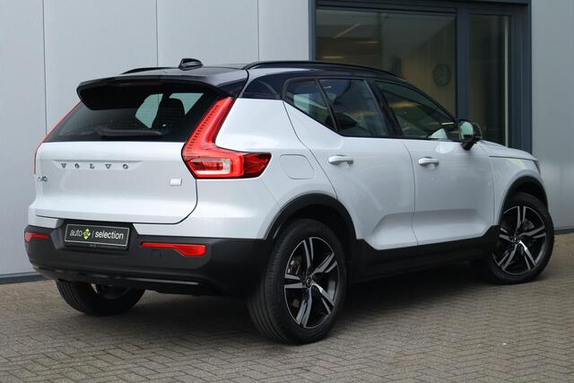 Volvo XC40 1.5 T5 Recharge R-Design / Pano
