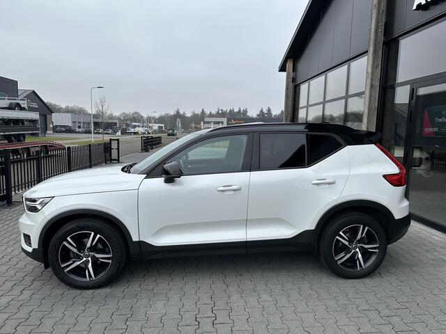 Volvo XC40 1.5 T3 R-Design Pano|Cam|Apple carplay