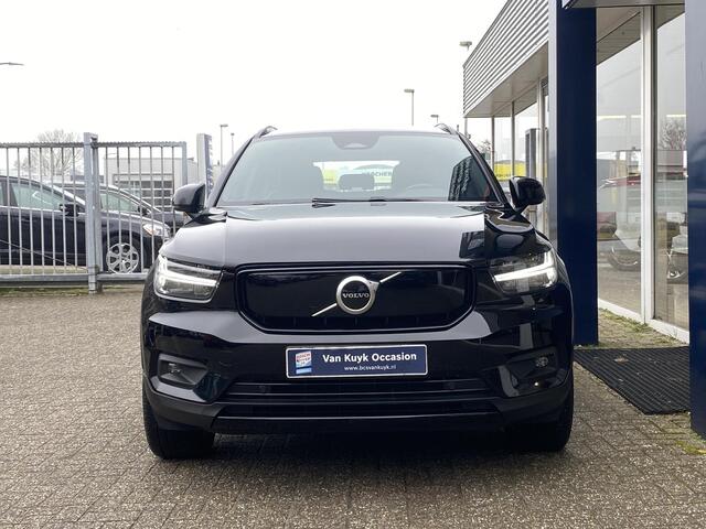 Volvo XC40 Recharge P8 AWD R-Design / Automaat / NL-Auto / Dealer-Onderhouden / Pilot-Assist / Standkachel / Stuur- en Stoelverwarming / Elektr.-Wegklapbare Trekhaak / LED / Keyless / Dodehoek-Detectie / Elektr.-Achterklep / Apple-Carplay & Android-Auto / DAB Radio-