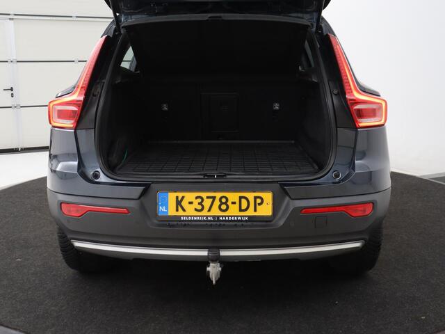 Volvo XC40 1.5 T4 Recharge Inscription Expression | Leder | Trekhaak | Adaptive cruise | Side Assist | Carplay | Navigatie | Full LED | Parkeerverwarming | Climate control | Parkeerhulp | PHEV | Plug In