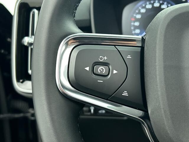 Volvo XC40 T4 Ultimate Dark Recharge | Panoramadak | Harman\Kardon |