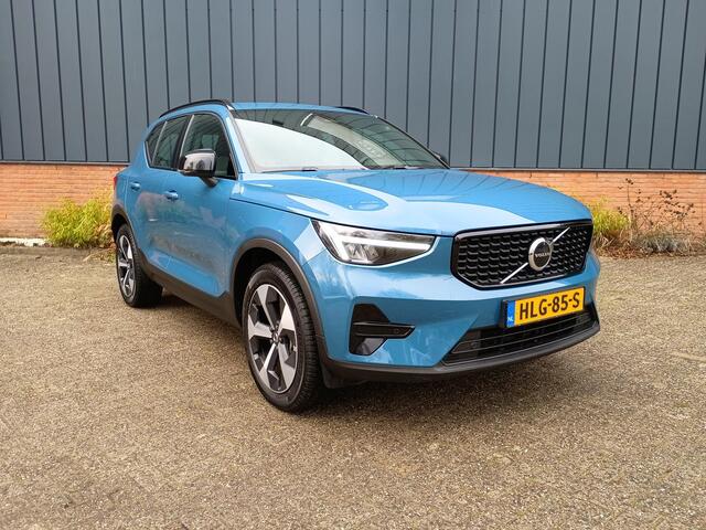 Volvo XC40 B4 Plus Dark