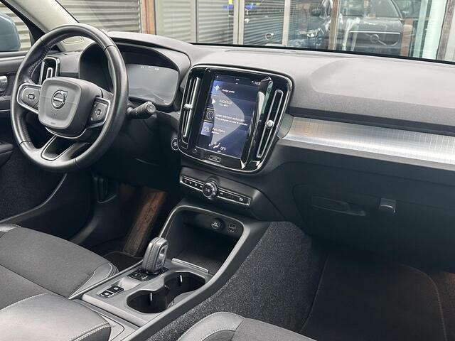 Volvo XC40 1.5 T3 Momentum Pro Automaat, Driver assist, Adaptive cruise, BLIS, Pilot assist, Trekhaak semi elektrisch, 18 inch wielen, Parkeercamera achter, Park assist voor- en achter