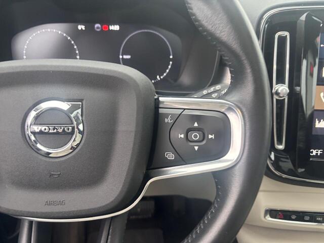 Volvo XC40 T4 Recharge Inscription Expression | Trekhaak | Climate Pack | Panoramadak |