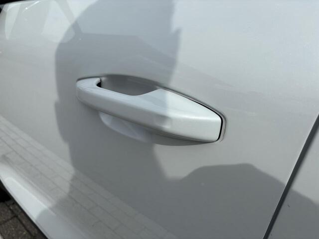 Volvo XC40 T5 Recharge R-Design | Keyless Entry | Leder | Harman/Kardon | Apple Carplay | Trekhaak |