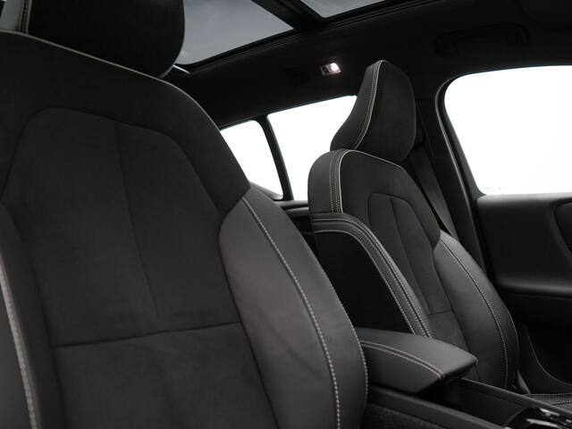 Volvo XC40 T5 Ultimate Dark Plug In Hybrid 293pk Dealer O.H. PHEV | Trekhaak Af Fabriek | Panodak | Adaptive Cruise | Camera | Alcantara Sporstoelen Memory & Verwarmd | Harman / Kardon | Stuur Verwarmd | Keyless | Apple Carplay | Navigatie | DAB |