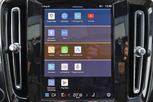 Volvo XC40 B3 Plus Black Edition - Panorama/schuifdak - IntelliSafe Assist & Surround - 360º Camera - Harman/Kardon audio - Verwarmde voorstoelen & stuur - Parkeersensoren voor & achter - Elektr. bedienb. voorstoelen met geheugen links - Draadloze tel. lader - Extra