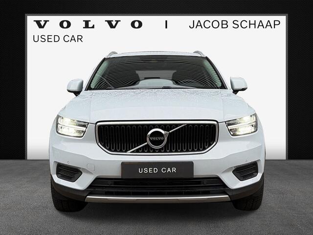 Volvo XC40 T3 Momentum Pro / Panoramdak / Lederen bekleding / 19" /