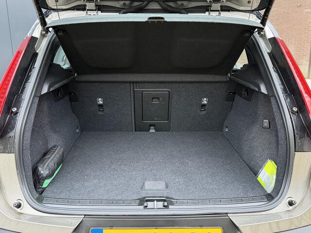 Volvo XC40 1.5 T4 Recharge R-Design Panoramadak | IntelliSafe Assist | Camera