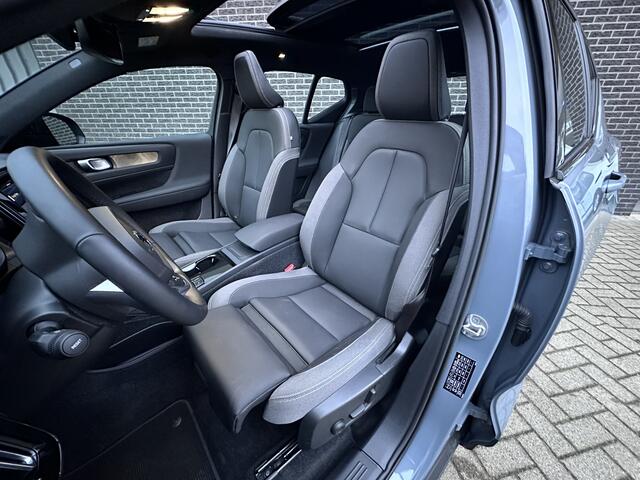 Volvo XC40 Recharge P8 AWD R-Design | Panoramadak | 360 Camera | Navigatie