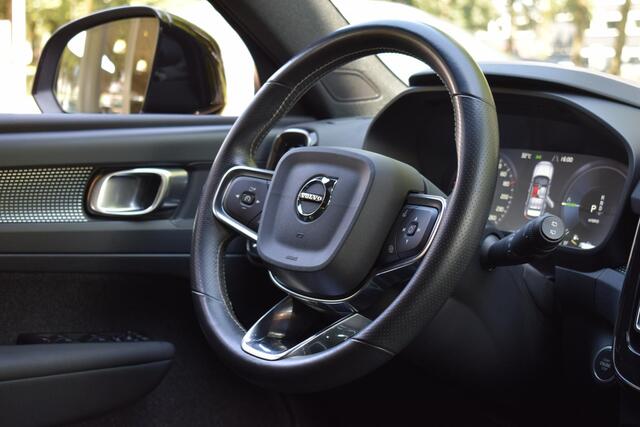 Volvo XC40 1.5 T4 Recharge R-Design 1EIG|TREKH|ACC|BLIS|CAM