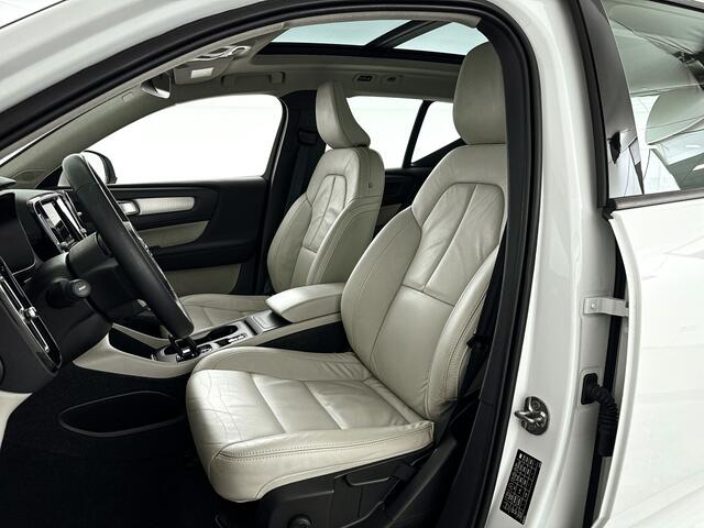 Volvo XC40 T2 Momentum Business | Panoramadak | Parkeercamera | Cruise control | Navigatie | Trekhaak