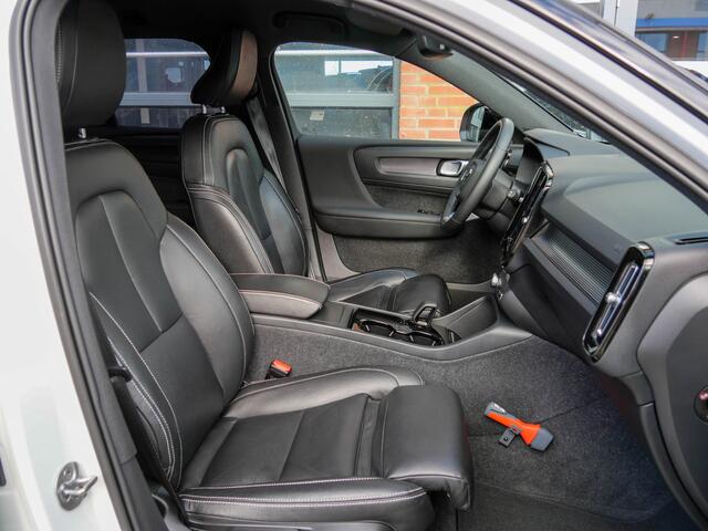 Volvo XC40 Recharge Core | LEDER | CAMERA | CARPLAY |