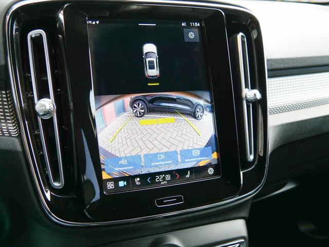 Volvo XC40 Recharge Core | LEDER | CAMERA | CARPLAY |