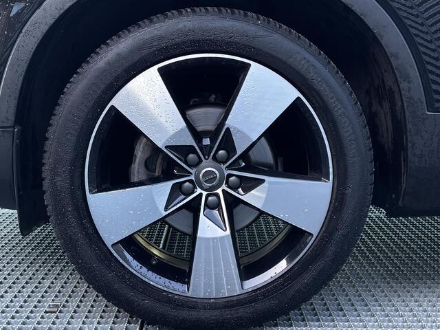 Volvo XC40 1.5 T2 Business Pro / Trekhaak / Pano. dak / ACC / Keyless / Carplay / Android Auto / Stoel+stuur verwarming / Camera achter /