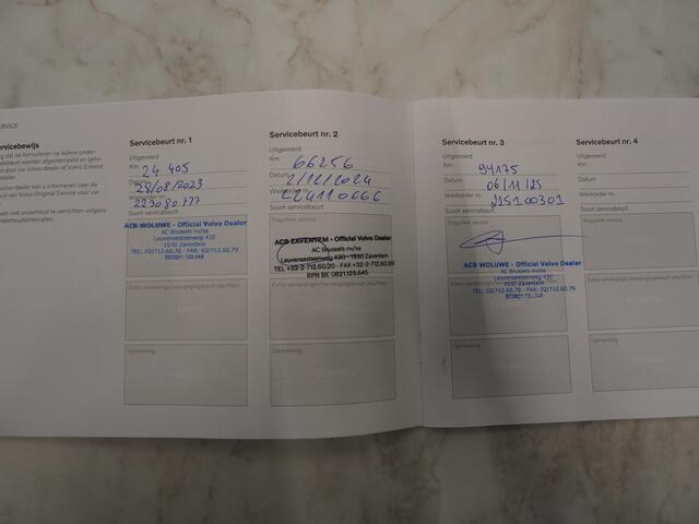 Volvo XC40 1.5 T5 Plug-in hybrid Ultimate Dark | Panoramadak | Pilot Assist | Harman/Kardon | Leder | Keyless | 360 | BLIS | Carplay